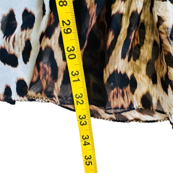 Roberto Cavalli X H&M 100% Silk Off Shoulder
Sheer Ruffle Leopard Print Dress - Picture 12 of 12